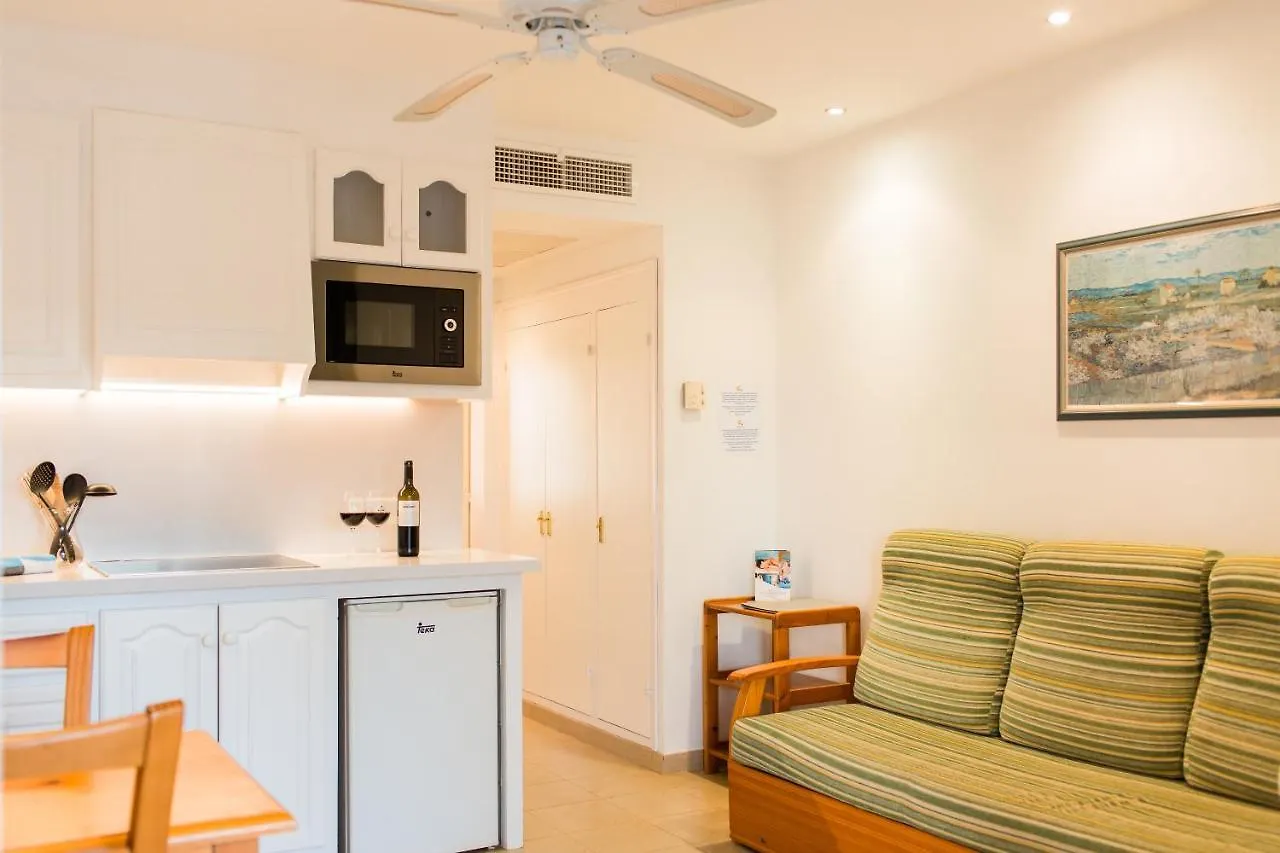 Apartamentos Vista Playa I Cala Blanca  0*, Cala Blanca (Menorca) España